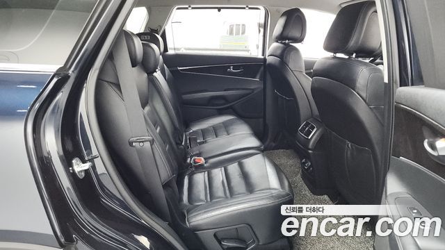 Kia Sorento 2017 — photo 17