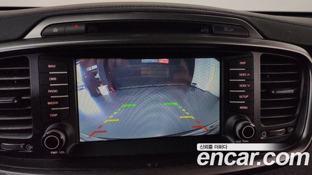 Kia Sorento 2017 — photo 21