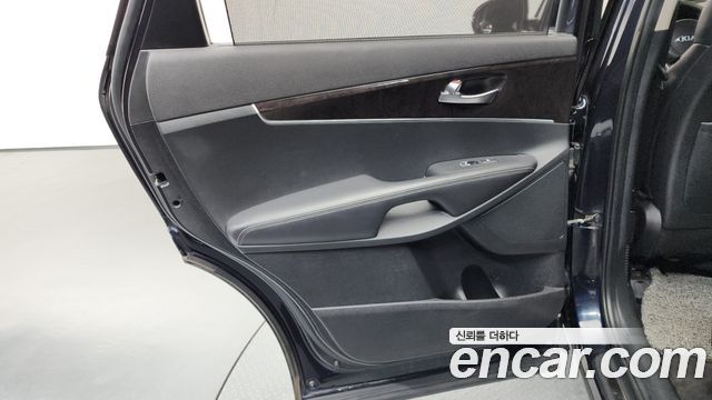 Kia Sorento 2017 — photo 15
