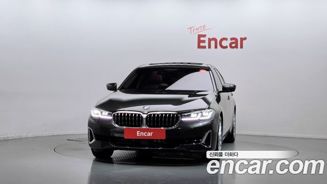 BMW 5-Series 2021 — photo 3