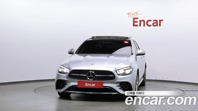 Mercedes-Benz E-Class 2022 — photo 3