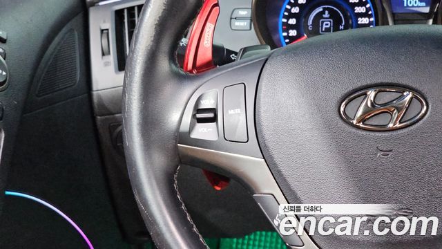 Hyundai Genesis 2014 — photo 14