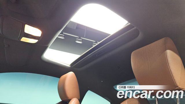Hyundai Genesis 2014 — photo 17