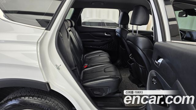 Hyundai Santafe 2019 — photo 18