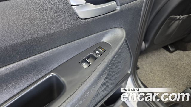 Hyundai Santafe 2019 — photo 25