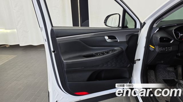 Hyundai Santafe 2019 — photo 14