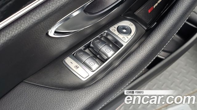 Mercedes-Benz E-Class 2018 — photo 32