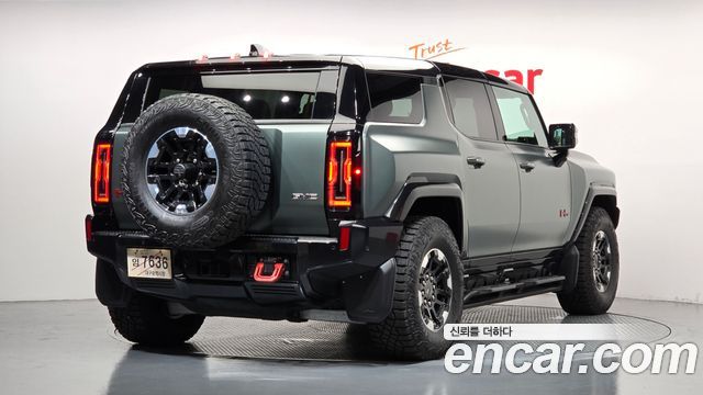 GMC Hummer EV 2024 — photo 2