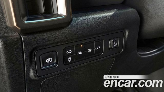 GMC Hummer EV 2024 — photo 16