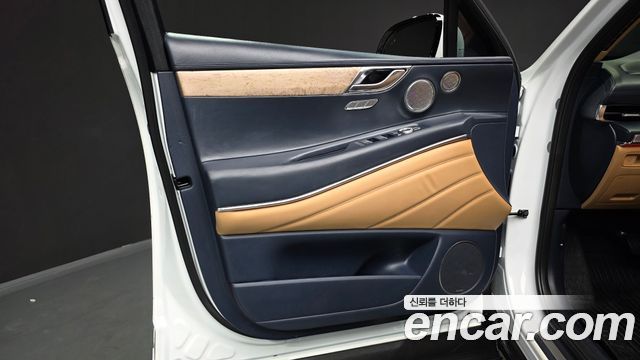 Genesis GV80 2020 — photo 14