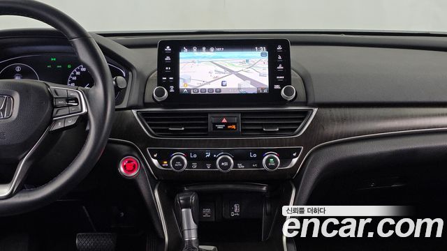 Honda Accord 2019 — photo 20