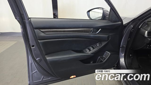 Honda Accord 2019 — photo 14