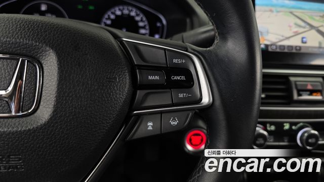 Honda Accord 2019 — photo 16