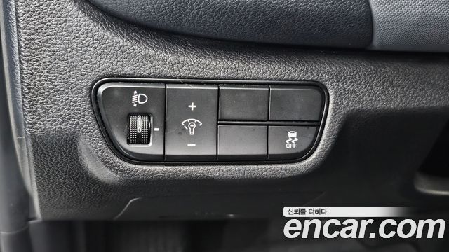 Kia Seltos 2023 — photo 25