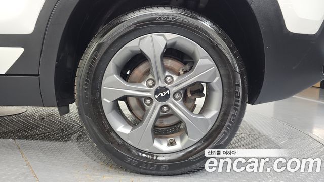 Kia Seltos 2023 — photo 7
