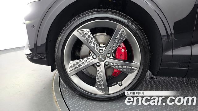 Genesis GV70 2023 — photo 5