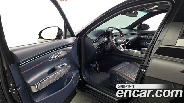 Genesis GV70 2023 — photo 10