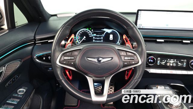Genesis GV70 2023 — photo 12