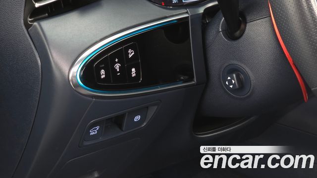 Genesis GV70 2023 — photo 15