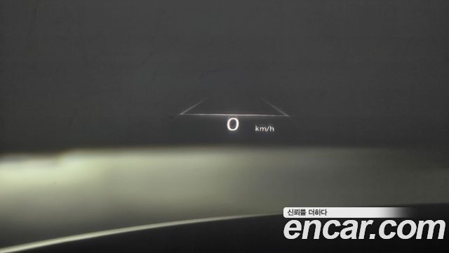 Genesis GV70 2023 — photo 17