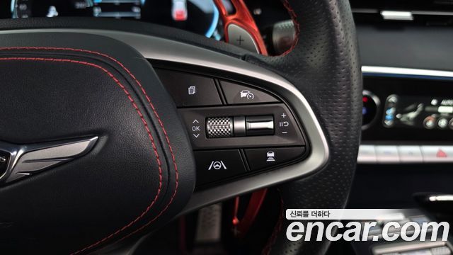 Genesis GV70 2023 — photo 18