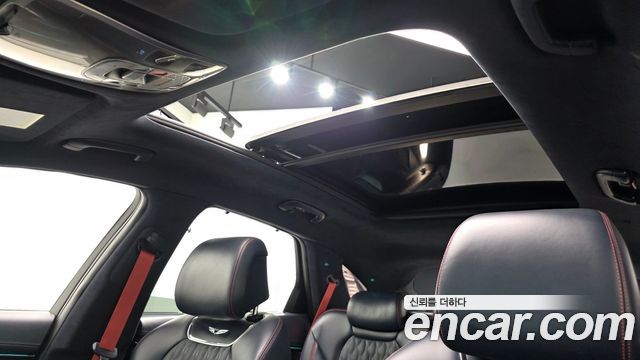 Genesis GV70 2023 — photo 19