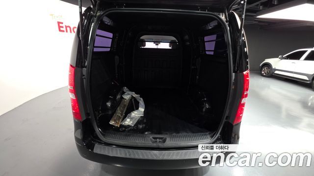 Hyundai Starex 2015 — photo 20
