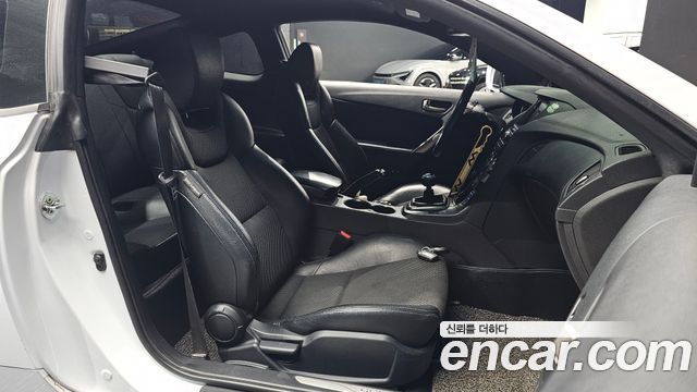 Hyundai Genesis 2015 — photo 11
