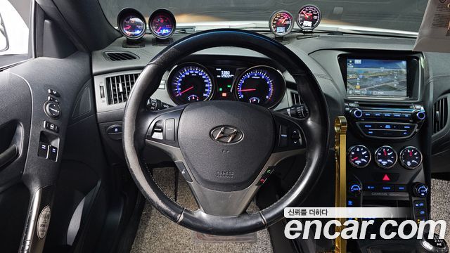 Hyundai Genesis 2015 — photo 13