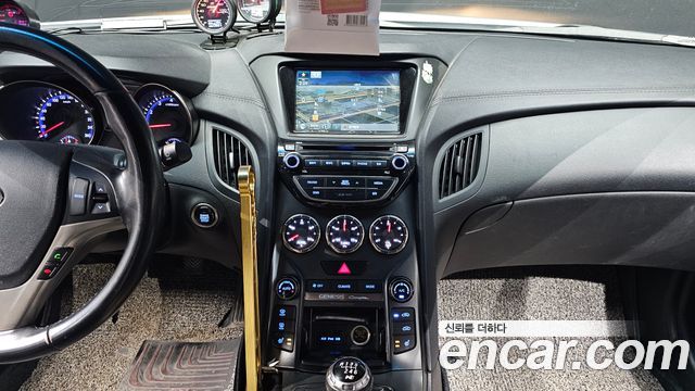 Hyundai Genesis 2015 — photo 14