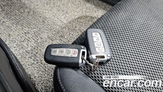 Hyundai Genesis 2015 — photo 18