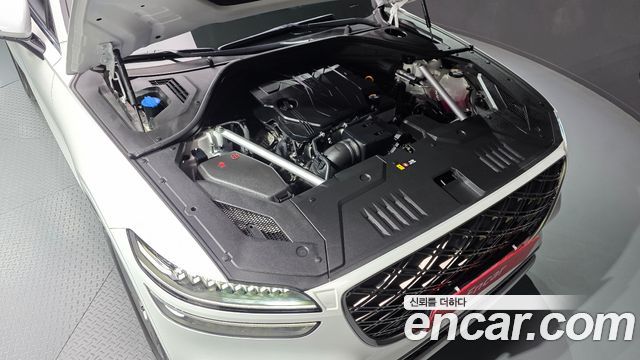 Genesis GV70 2025 — photo 6