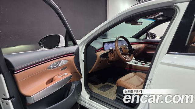 Genesis GV70 2025 — photo 13