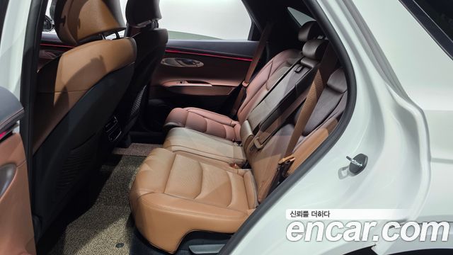 Genesis GV70 2025 — photo 17