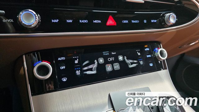 Genesis GV70 2025 — photo 25