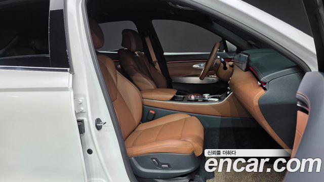 Genesis GV70 2025 — photo 16