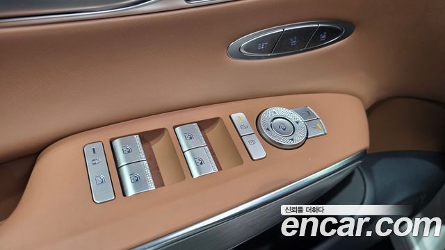 Genesis GV70 2025 — photo 27