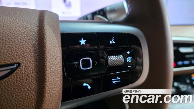 Genesis GV70 2025 — photo 30