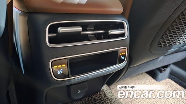 Genesis GV70 2025 — photo 31