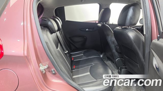 Chevrolet Korea Spark 2019 — photo 17