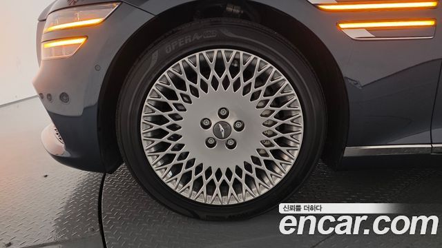 Genesis G80 2022 — photo 5