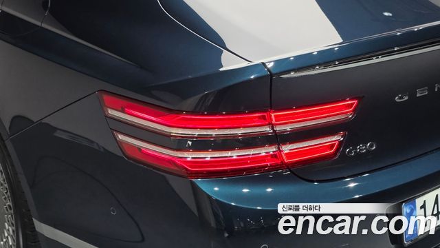 Genesis G80 2022 — photo 9