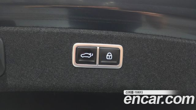Genesis G80 2022 — photo 31