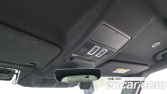 Land Rover Defender 2022 — photo 24