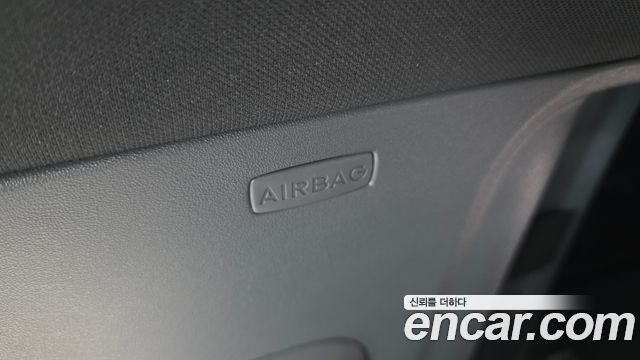 Land Rover Defender 2022 — photo 28
