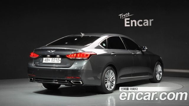 Genesis G80 2017 — photo 2