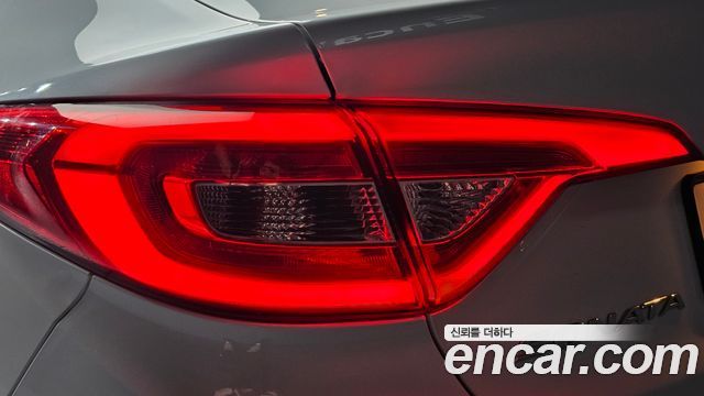 Hyundai Sonata 2015 — photo 9