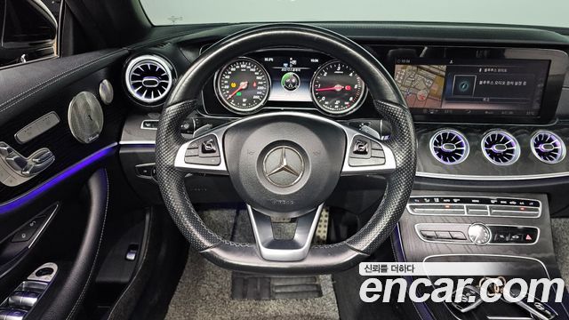 Mercedes-Benz E-Class 2018 — photo 18