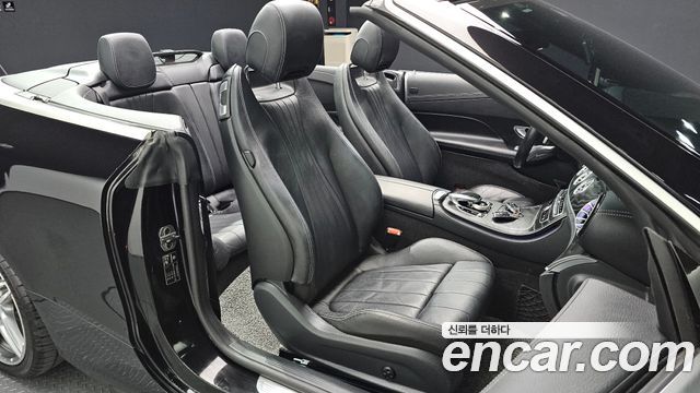Mercedes-Benz E-Class 2018 — photo 16