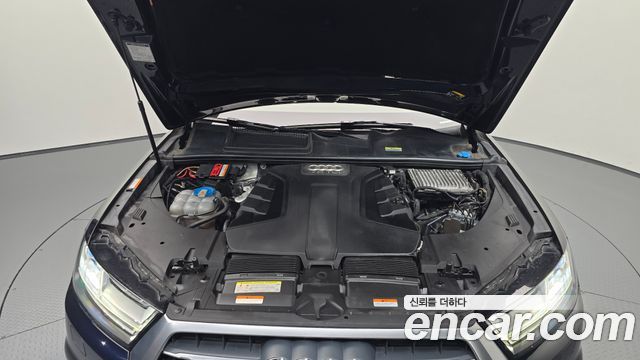 Audi Q7 2016 — photo 6